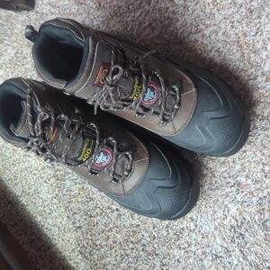 Sketchers comp toe insulated work boots